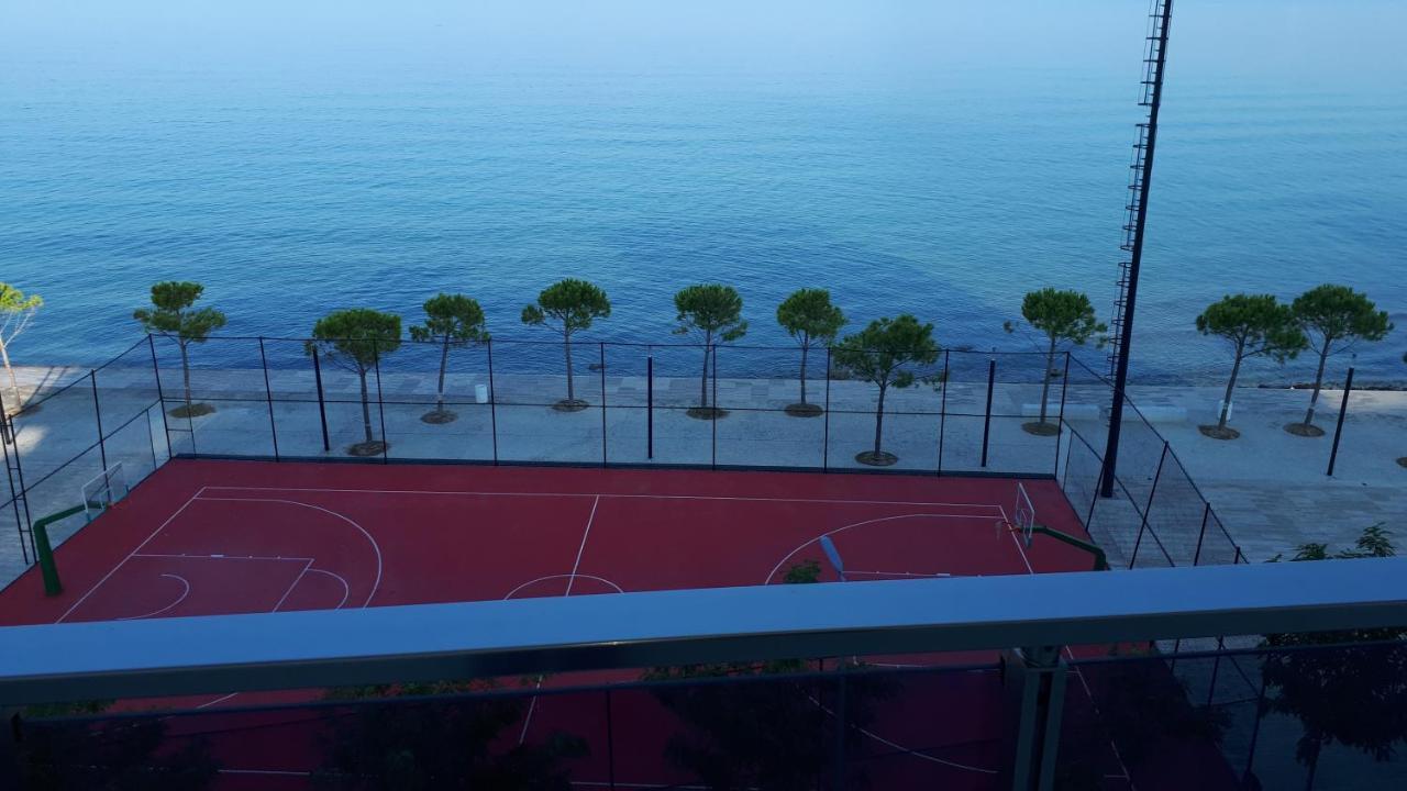 Asta Apartments Free Private Parking Vlorë Buitenkant foto
