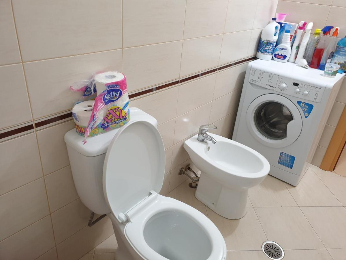 Asta Apartments Free Private Parking Vlorë Buitenkant foto